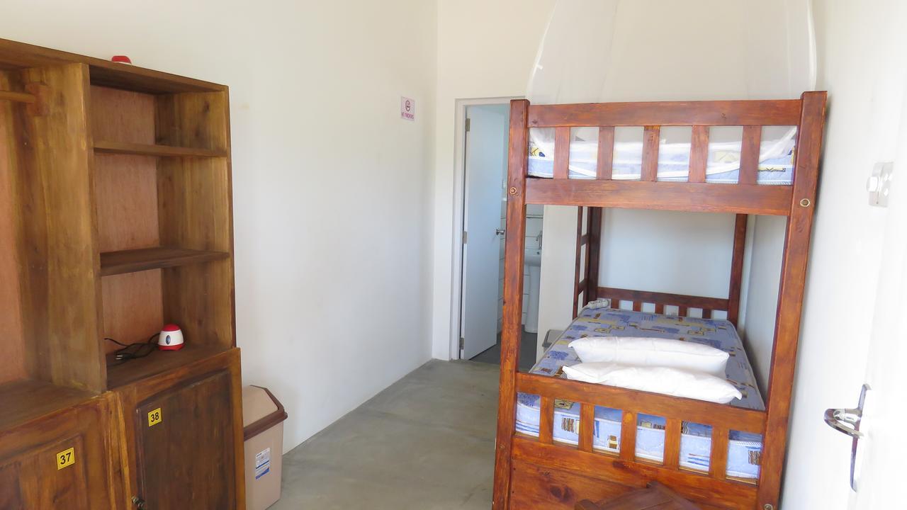 The Long Hostel Аругам Бей Екстериор снимка